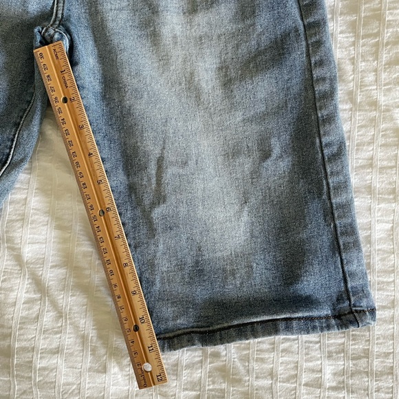 Urban Heritage Jean Shorts - Picture 4 of 4